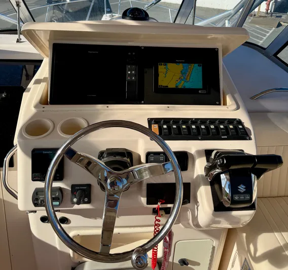 Je Hu Ta Yacht Photos Pics 