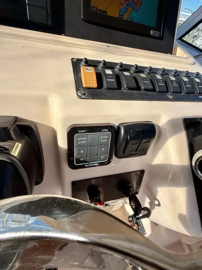 Je Hu Ta Yacht Photos Pics 