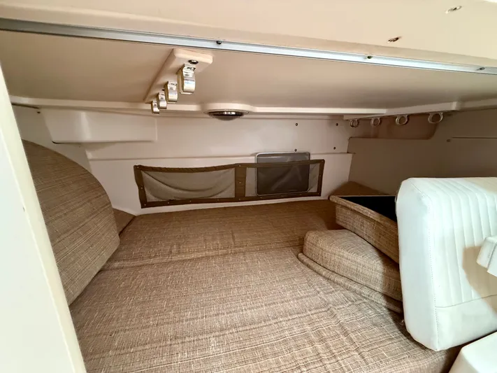 Je Hu Ta Yacht Photos Pics 