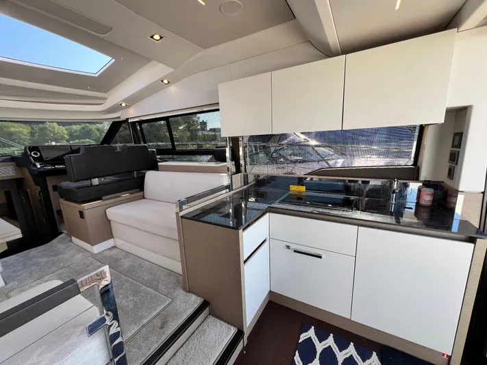 Glanes Oasis Yacht Photos Pics 