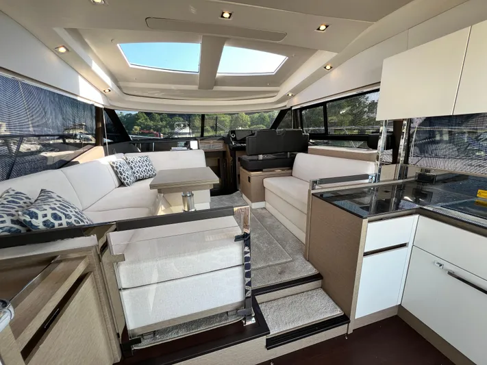 Glanes Oasis Yacht Photos Pics 