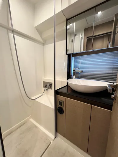 Glanes Oasis Yacht Photos Pics 