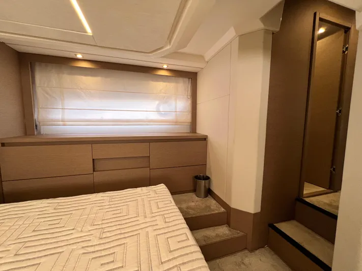 Glanes Oasis Yacht Photos Pics 