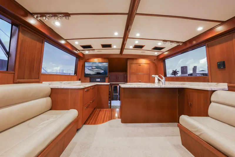 Smoke Show Yacht Photos Pics Luxurious interior of a 1985 Monterey Convertible yacht.