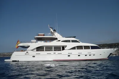 Benetti Tradition 100