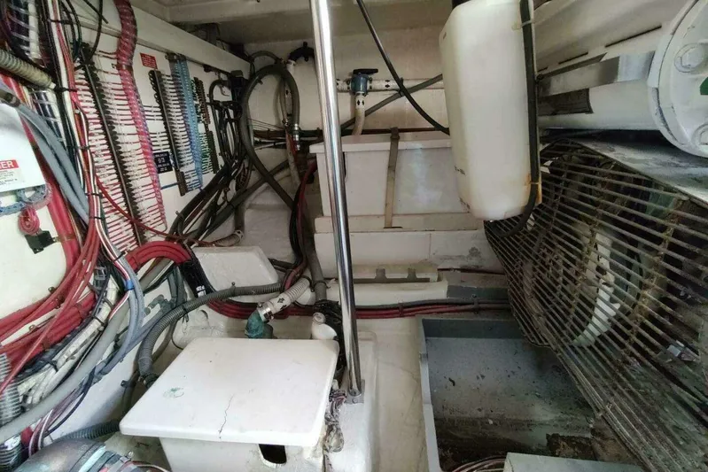 Summersalts Yacht Photos Pics Engine room of 1996 Grand Banks Eastbay 40 Flybridge with wiring and equipment.