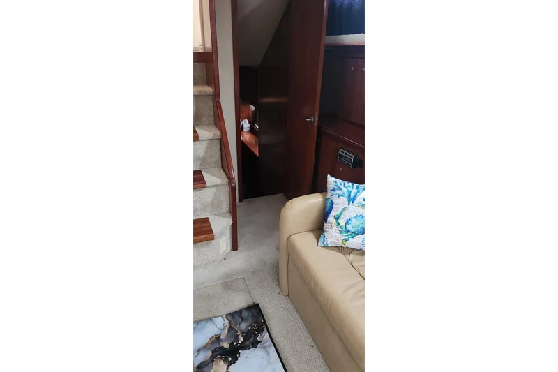  Yacht Photos Pics Interior of 2008 CRUISERS INC 415 Express Motoryacht with stairs and seating area.