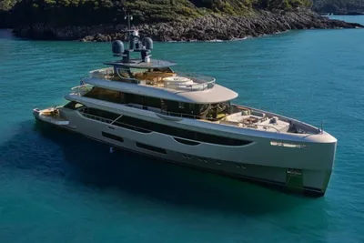 Benetti Oasis 40