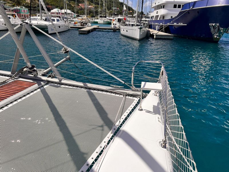 2003 Voyage Yachts 440