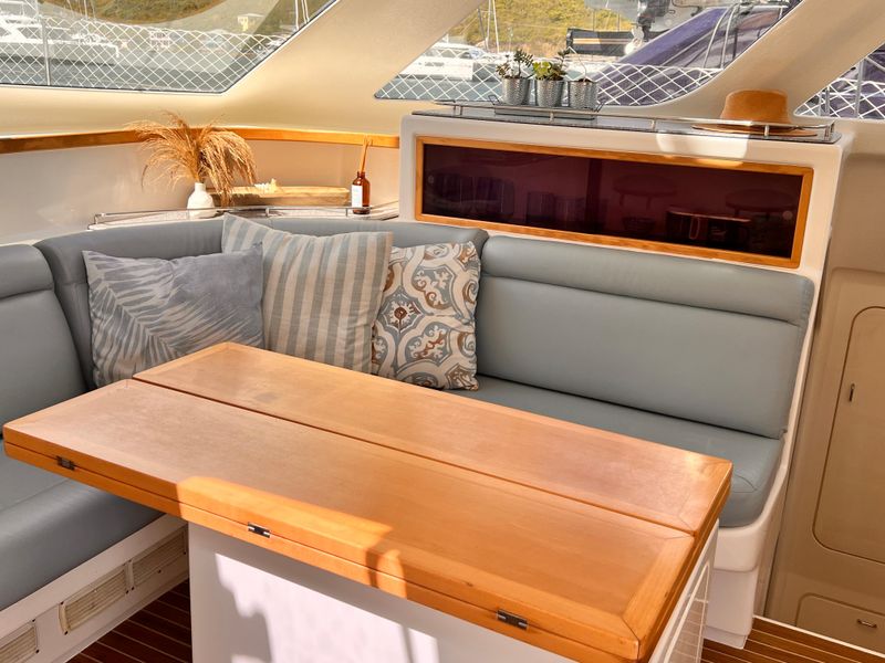 2003 Voyage Yachts 440