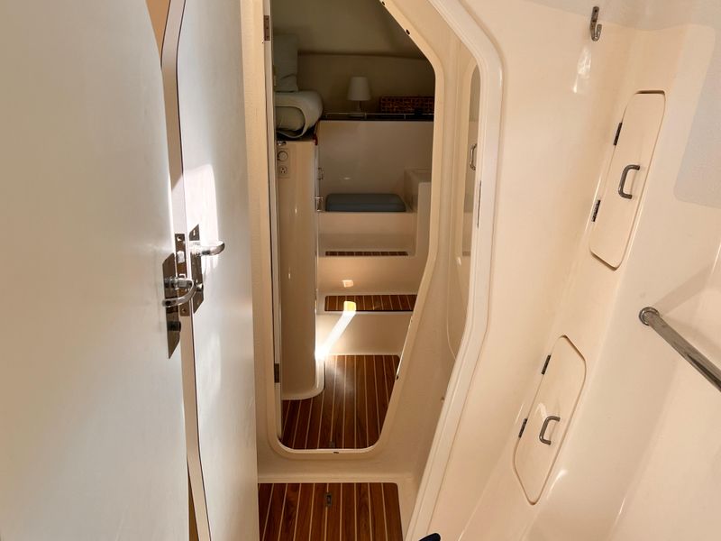 2003 Voyage Yachts 440