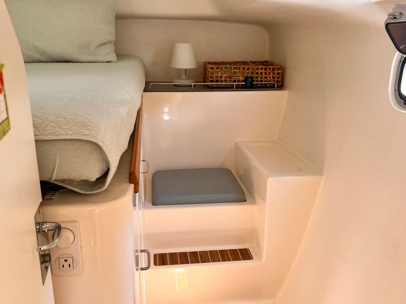 2003 Voyage Yachts 440