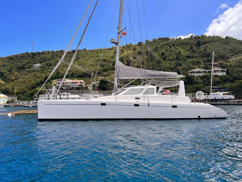 2003 Voyage Yachts 440