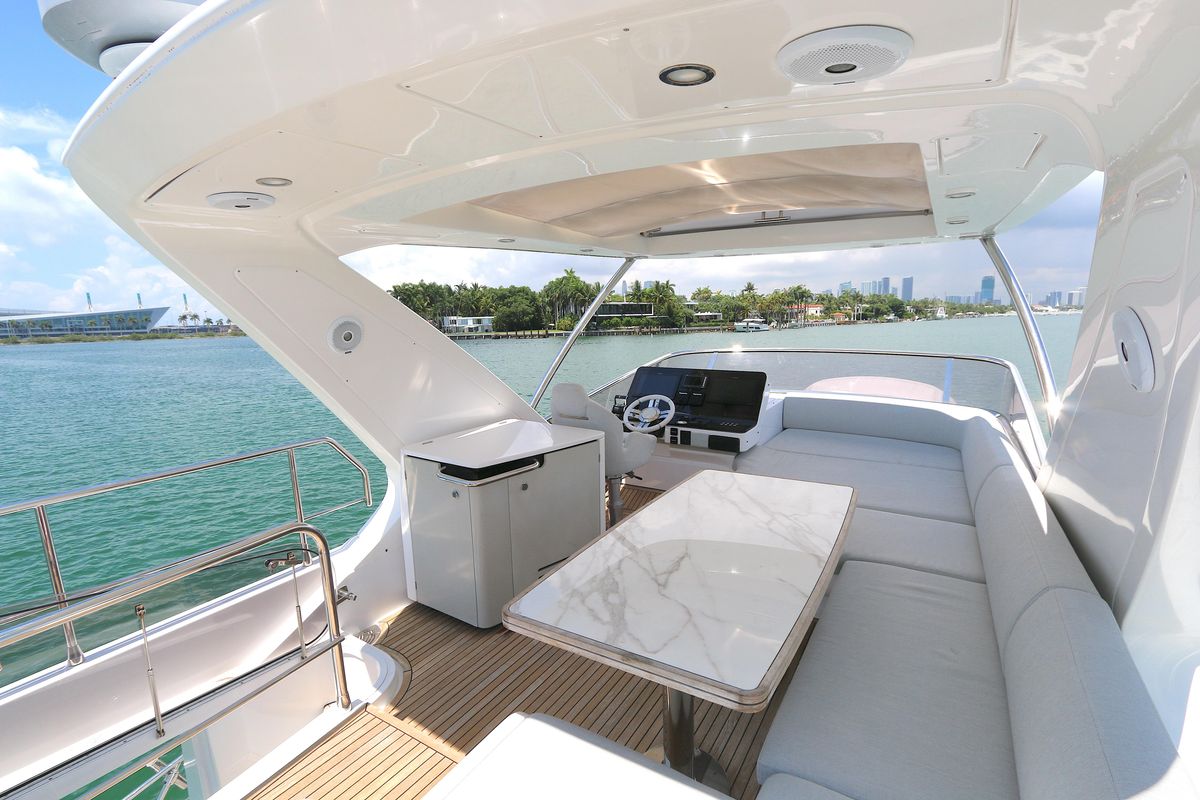 2020 Azimut 55 