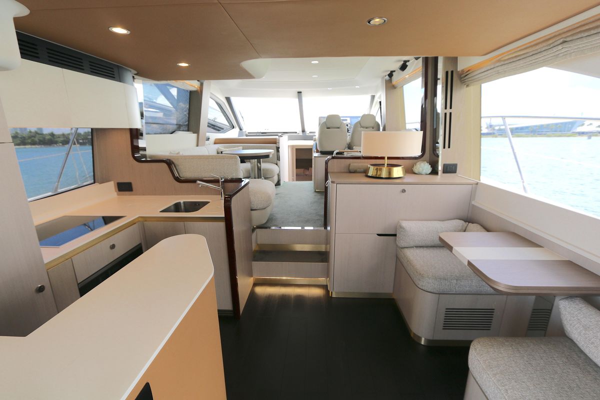 2020 Azimut 55 