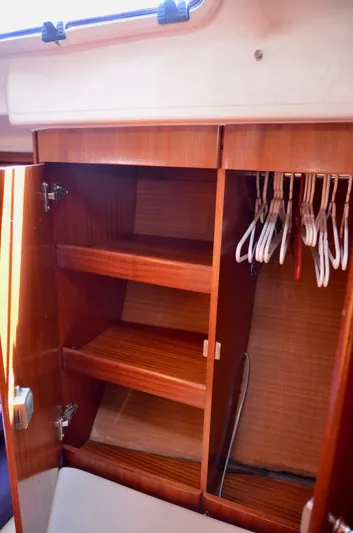 Footloose Yacht Photos Pics 