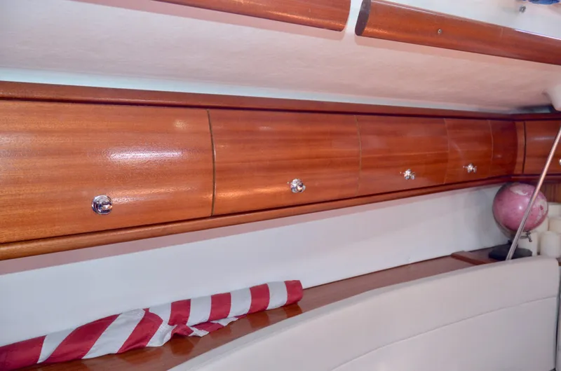 Footloose Yacht Photos Pics 