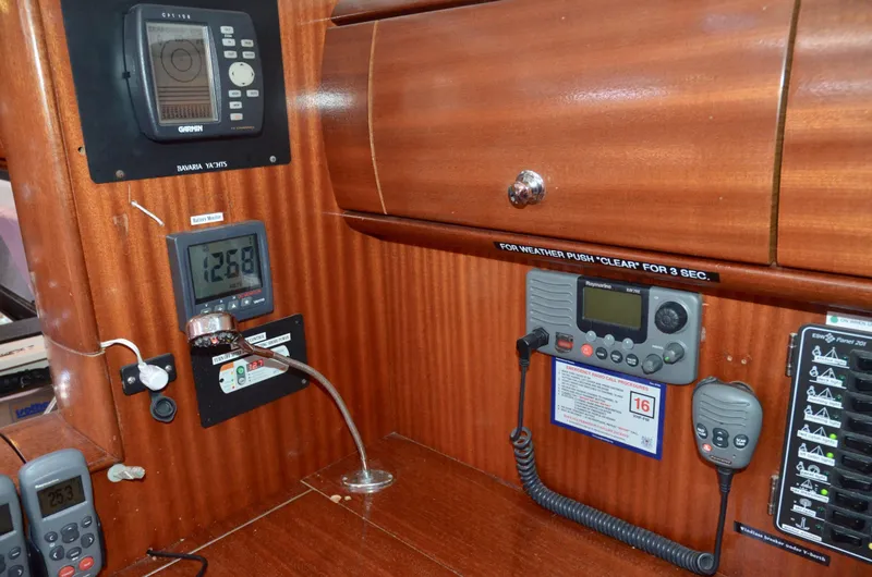 Footloose Yacht Photos Pics 