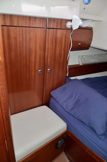 Footloose Yacht Photos Pics 