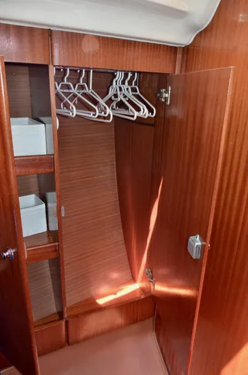 Footloose Yacht Photos Pics 