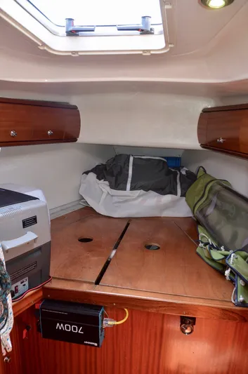 Footloose Yacht Photos Pics 