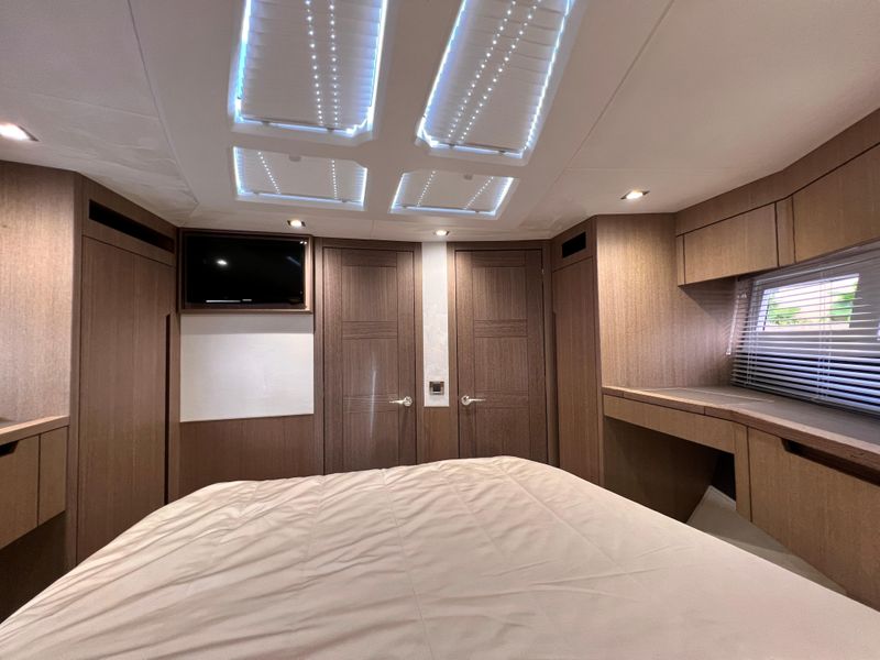 2019 Galeon 500 Fly