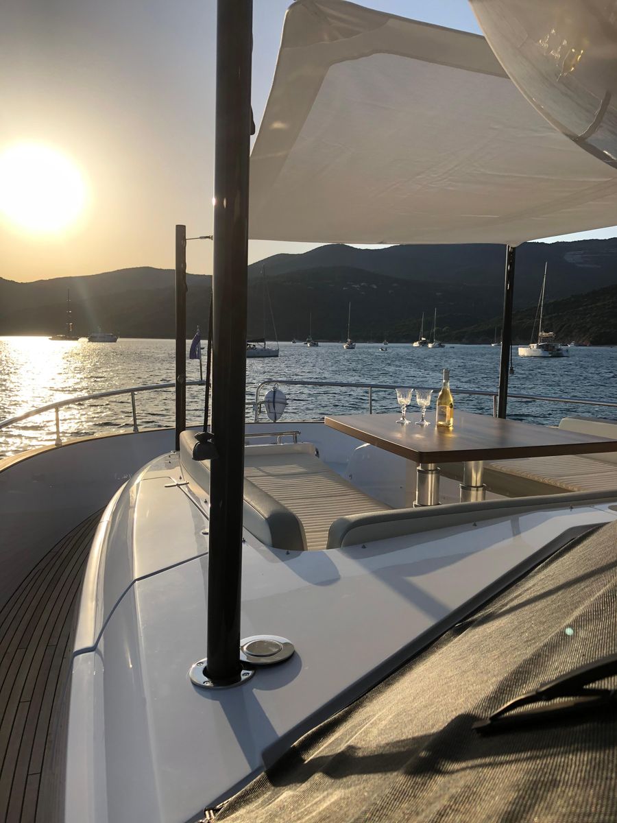 2019 Azimut 66 