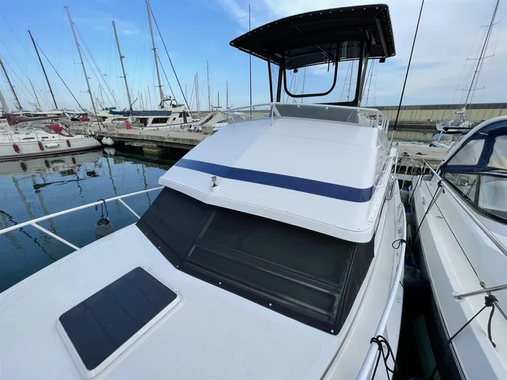 The Small One Yacht Photos Pics Bertram 33 Sport Fisherman 21