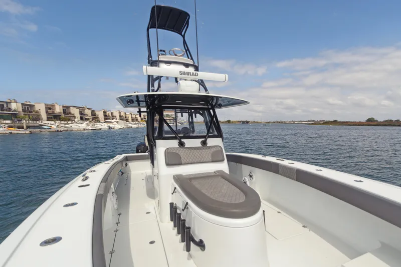 Bangarang Yacht Photos Pics Freeman 34VH 2022 boat on water, featuring modern design and spacious deck.