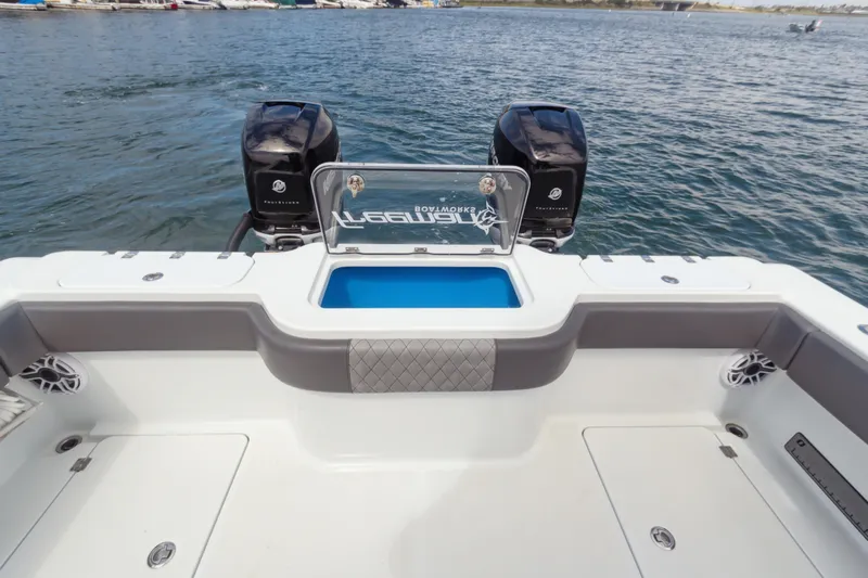 Bangarang Yacht Photos Pics Freeman 34VH 2022 boat with dual engines and spacious deck on the water.