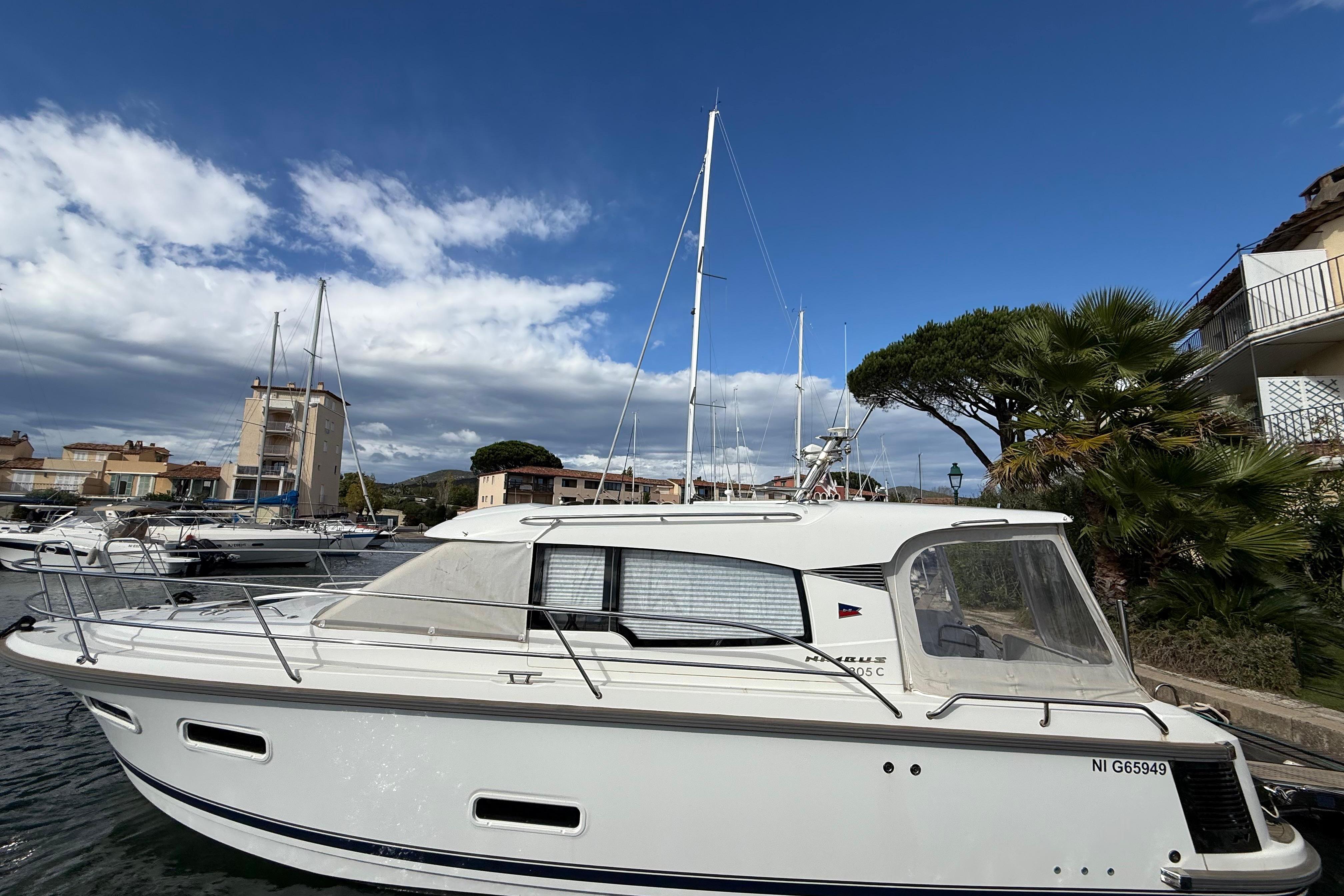 2024 Nimbus 305 Coupe