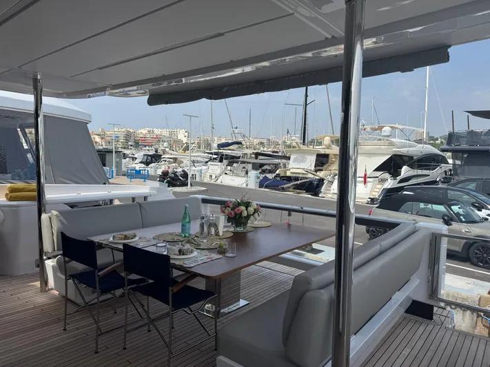  Yacht Photos Pics Ferretti Yachts 860 2024 used yacht for sale