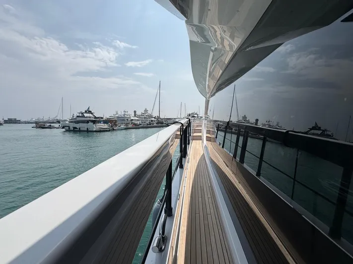  Yacht Photos Pics Ferretti Yachts 860 2024 used yacht for sale