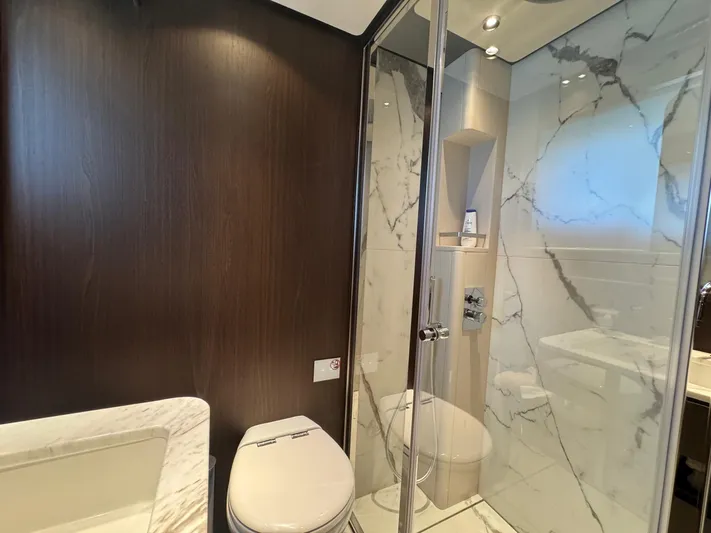  Yacht Photos Pics Ferretti Yachts 860 2024 used yacht for sale