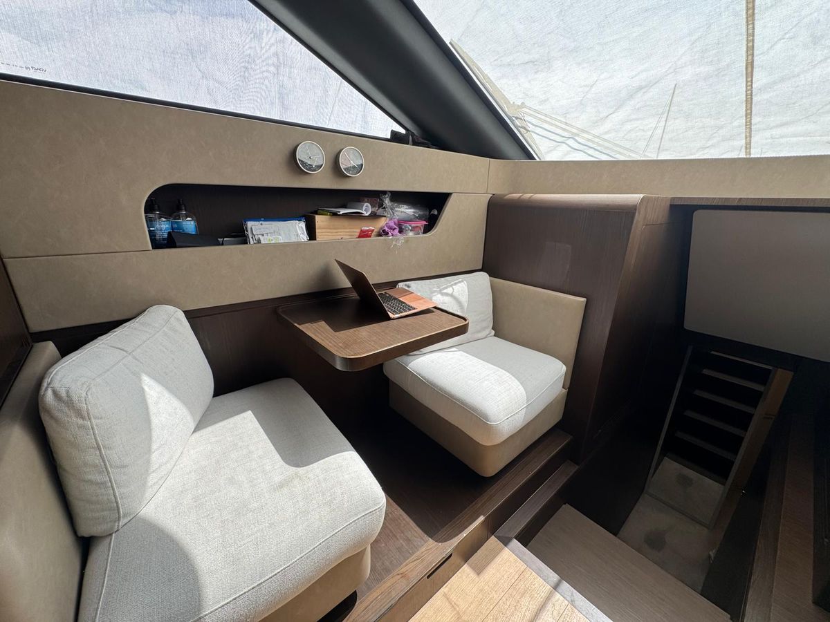 2024 Ferretti Yachts 88 