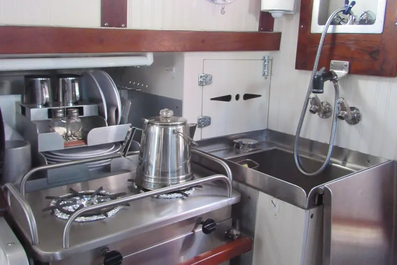 Silverado Yacht Photos Pics 