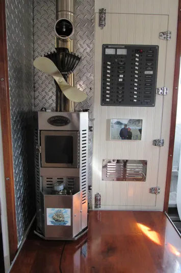 Silverado Yacht Photos Pics 