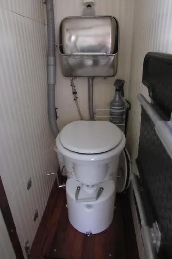 Silverado Yacht Photos Pics 