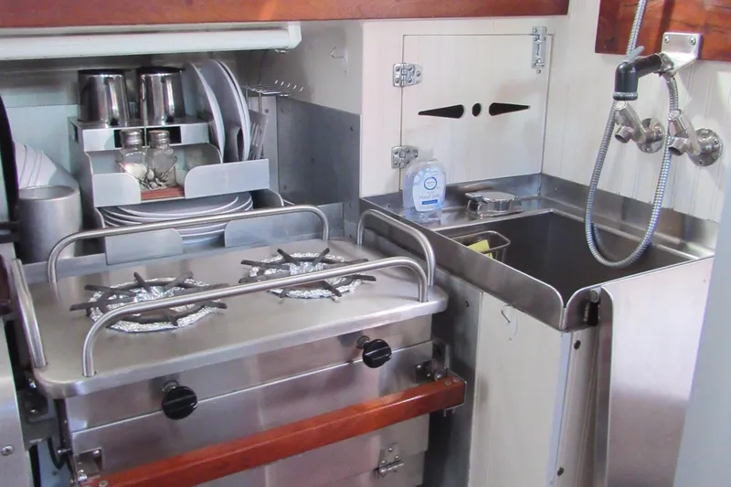 Silverado Yacht Photos Pics 