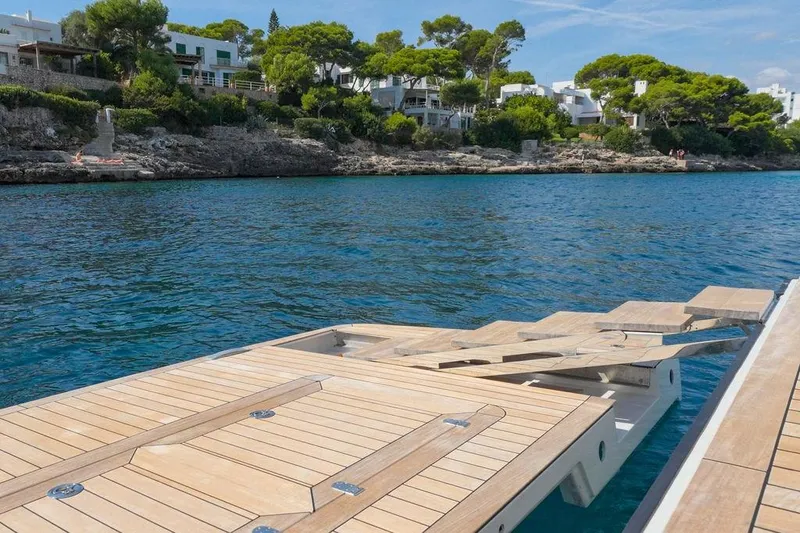  Yacht Photos Pics Photo-45