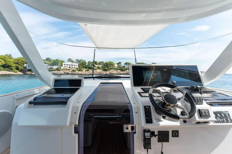  Yacht Photos Pics Photo-22