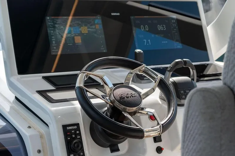  Yacht Photos Pics Photo-25