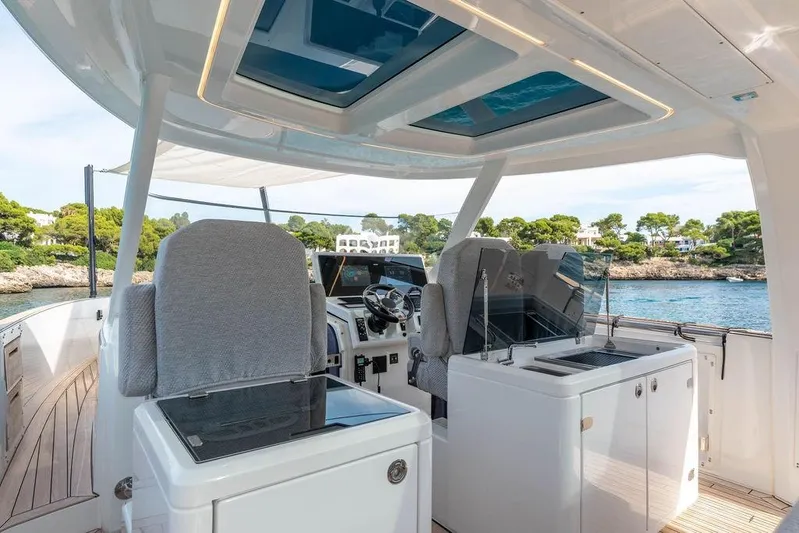  Yacht Photos Pics Photo-20