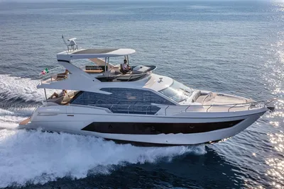 2019 Absolute 62 Fly
