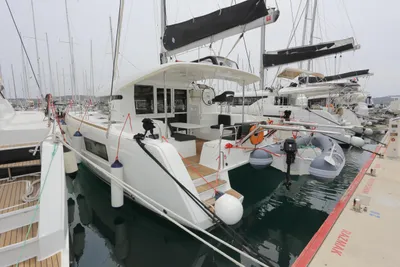 2018 Lagoon 40