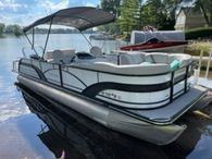 2018 Sylvan 8524 DLZ