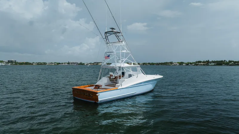 Attitudes Yacht Photos Pics 42 Daniels - ATTITUDES