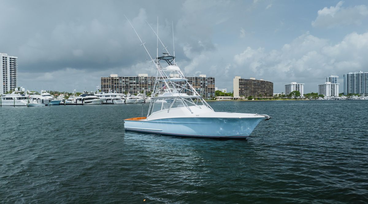2019 Custom Carolina 42 
