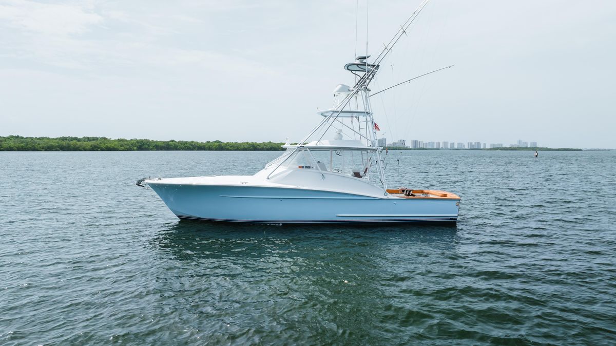 2019 Custom Carolina 42 