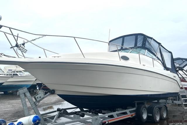 1996 Rinker Fiesta Vee 265